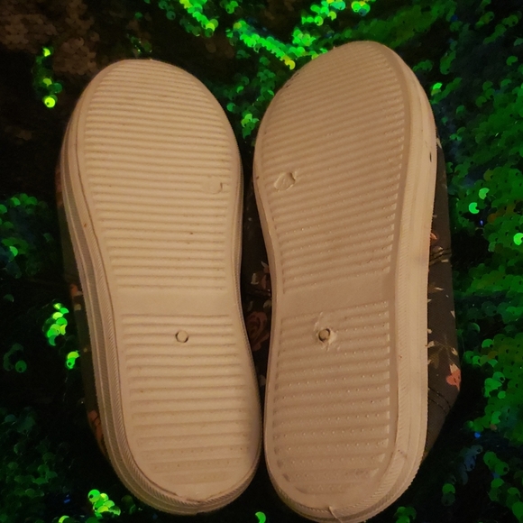 Floral print shoes - Picture 3 of 5